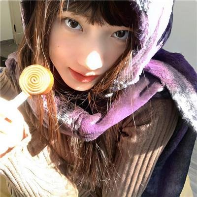 一人有一点颜色